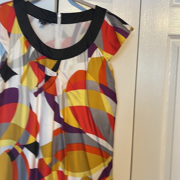 NWOT Nine West 100% multi color silk short sleeve dress size 4 - Picture 6 of 11